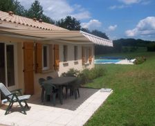 France Nouvelle-Aquitaine Saint-Chamassy vacation rental compare prices direct by owner 3889395