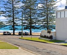 Australia NSW Black Head vacation rental compare prices direct by owner 6683901