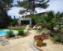 France Occitanie Nîmes vacation rental compare prices direct by owner 6243610