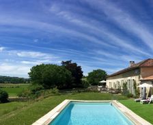 France Nouvelle-Aquitaine Montboyer vacation rental compare prices direct by owner 4625274