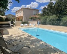 France Provence-Alpes-Côte d'Azur Avignon vacation rental compare prices direct by owner 4740993