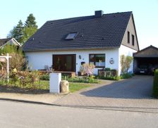 Germany Holsteinische Schweiz Schleswig-Holstein vacation rental compare prices direct by owner 5076750