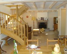 France Pays De La Loire Saint-Pierre-Du-Chemin vacation rental compare prices direct by owner 3897156