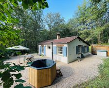 France Nouvelle-Aquitaine Unknown vacation rental compare prices direct by owner 4876030