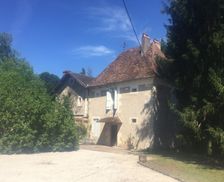 France Nouvelle-Aquitaine Bourgnac vacation rental compare prices direct by owner 4167641