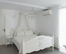 Greece South Aegean antiparos town vacation rental compare prices direct by owner 3985139