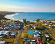 Australia NSW Woolgoolga vacation rental compare prices direct by owner 11630009