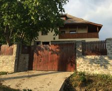 Romania Arges Nucsoara vacation rental compare prices direct by owner 5111350