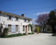 France Nouvelle-Aquitaine Port-D'envaux vacation rental compare prices direct by owner 4117998