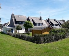 France Bretagne Saint-Avé vacation rental compare prices direct by owner 4318824