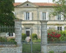 France Nouvelle-Aquitaine Saint-Yzans-De-Médoc vacation rental compare prices direct by owner 4680726