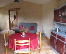 France Nouvelle-Aquitaine Pompaire vacation rental compare prices direct by owner 4459179