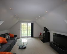 United Kingdom ENG Chichester West Sussex vacation rental compare prices direct by owner 4923367