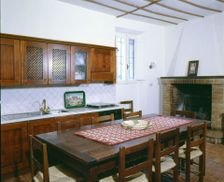 Italy Lazio Casperia vacation rental compare prices direct by owner 6724142