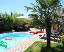 France Nouvelle-Aquitaine Dompierre-Sur-Mer vacation rental compare prices direct by owner 5143231