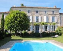 France Nouvelle-Aquitaine Courbillac vacation rental compare prices direct by owner 4797783