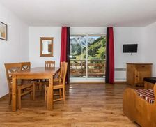 France Provence - Alpes - Cote d'Azur La Foux d’Allos vacation rental compare prices direct by owner 9413811