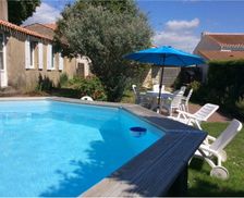 France Pays de la Loire Olonne-sur-Mer vacation rental compare prices direct by owner 6692785