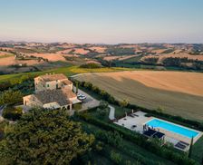 Italy Marche CORRIDONIA vacation rental compare prices direct by owner 5040114