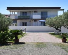 Italy Calabria Marina di Davoli vacation rental compare prices direct by owner 9426283