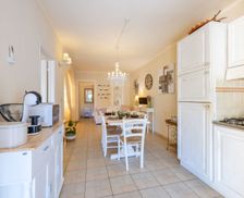 Italy Tuscany Capoliveri vacation rental compare prices direct by owner 5049058