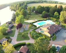 France Nouvelle-Aquitaine Mialet vacation rental compare prices direct by owner 4755073