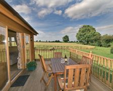 United Kingdom  Netherseal vacation rental compare prices direct by owner 6737187