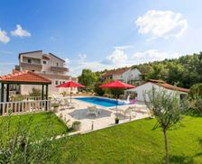 Croatia  Ružic vacation rental compare prices direct by owner 4128579