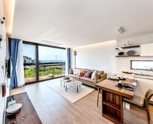 South Korea Jeju-do Jeju-si vacation rental compare prices direct by owner 6583044