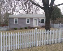 United States Rhode Island East Greenwich vacation rental compare prices direct by owner 529348