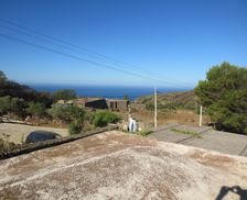 Italy Sicily Pantelleria, Sicilia vacation rental compare prices direct by owner 4617094