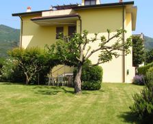 Italy Lombardy Provaglio d'Iseo vacation rental compare prices direct by owner 5099705