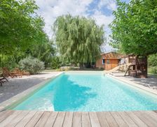 France Provence-Alpes-Côte-D’Azur L'isle-Sur-La-Sorgue vacation rental compare prices direct by owner 33221067