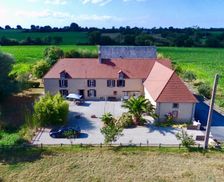 France Normandie Terre-Et-Marais vacation rental compare prices direct by owner 6760937