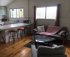 Australia QLD Bundaberg South vacation rental compare prices direct by owner 6764237