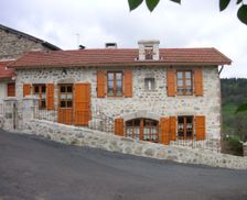 France Auvergne-Rhône-Alpes Saint-Pal-de-Senouire vacation rental compare prices direct by owner 10394097