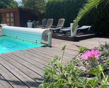 France Nouvelle-Aquitaine Portets vacation rental compare prices direct by owner 4176281