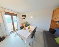 France  SAINT PIERRE LA MER vacation rental compare prices direct by owner 29990105