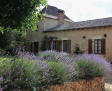 France Nouvelle-Aquitaine Salon vacation rental compare prices direct by owner 5752014