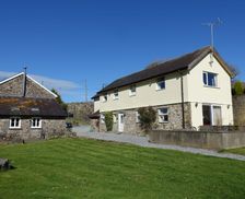 United Kingdom Wales Whitland vacation rental compare prices direct by owner 25218409