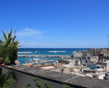 Italy Puglia Bisceglie vacation rental compare prices direct by owner 4352034