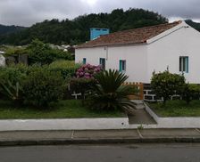 Portugal Açores Sete Cidades vacation rental compare prices direct by owner 3977330