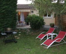 France Provence - Alpes - Cote d'Azur Saint-Saturnin-les-Avignon vacation rental compare prices direct by owner 4220896