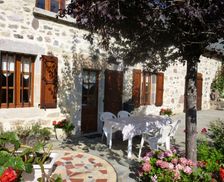 France Auvergne-Rhône-Alpes Saint-Jacques-des-Blats vacation rental compare prices direct by owner 3991784