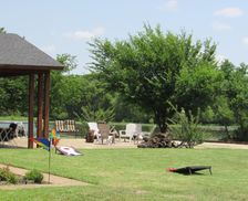 United States Texas Howe vacation rental compare prices direct by owner 392241