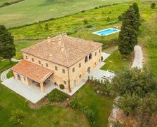 Italy Tuscany Castelfalfi vacation rental compare prices direct by owner 6735148