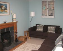 United Kingdom Pembrokeshire Lower Town Fishguard vacation rental compare prices direct by owner 4712952