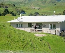 New Zealand Gisborne Tiniroto vacation rental compare prices direct by owner 6700645