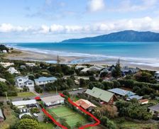 New Zealand Waikanae Waikanae Beach vacation rental compare prices direct by owner 9495010