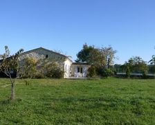 France Nouvelle-Aquitaine Thézac vacation rental compare prices direct by owner 4048735